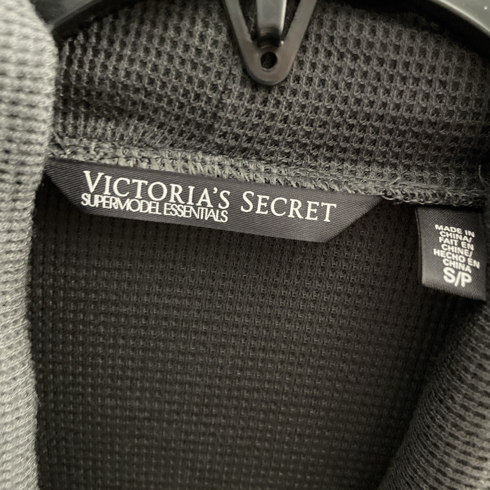 Victorias Secret Woman Blouse Top Gray Small Acrylic Blend Short Sleeve Pullover