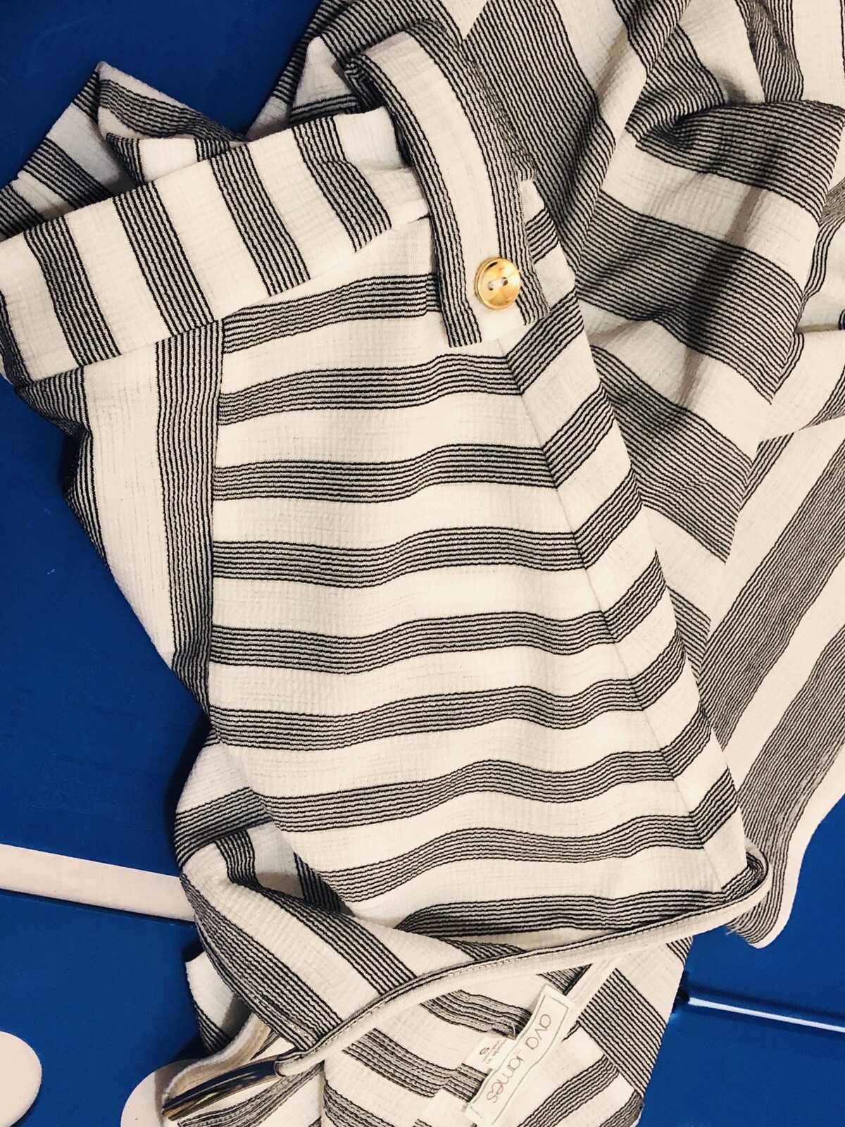 EVA JAMES women’s Blouse /Top Size S (there Is a Flaw Please See The Pictures)