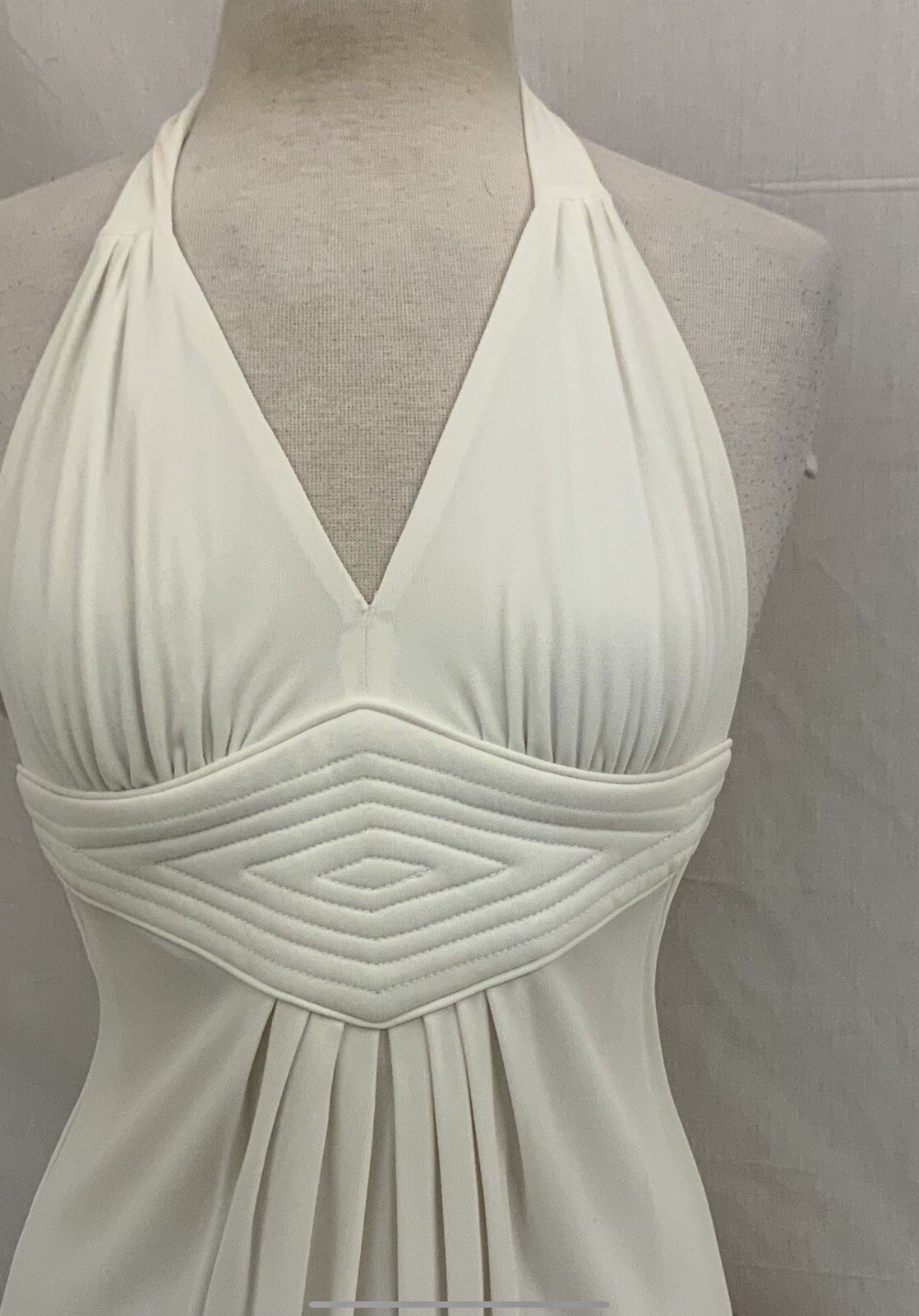 Black Halo Diamond Halter “Trapunto” Sz XS White NWT $240 Made USA YGI O1-14CG