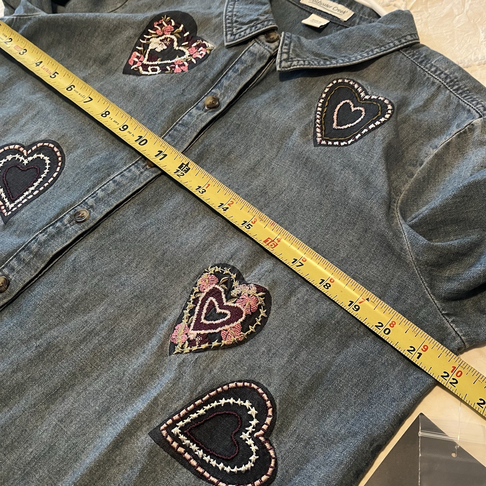 Coldwater Creek Embroidered Denim Button Up Shirt Women’s PM Country Hearts New!