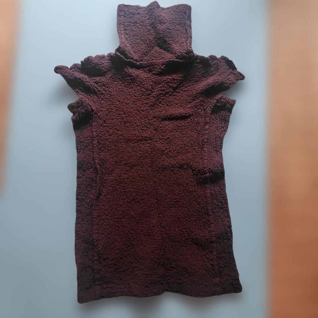 ISSEY MIYAKE me High Neck Sleeveless Top Dark Brown Cotton Stretch Used