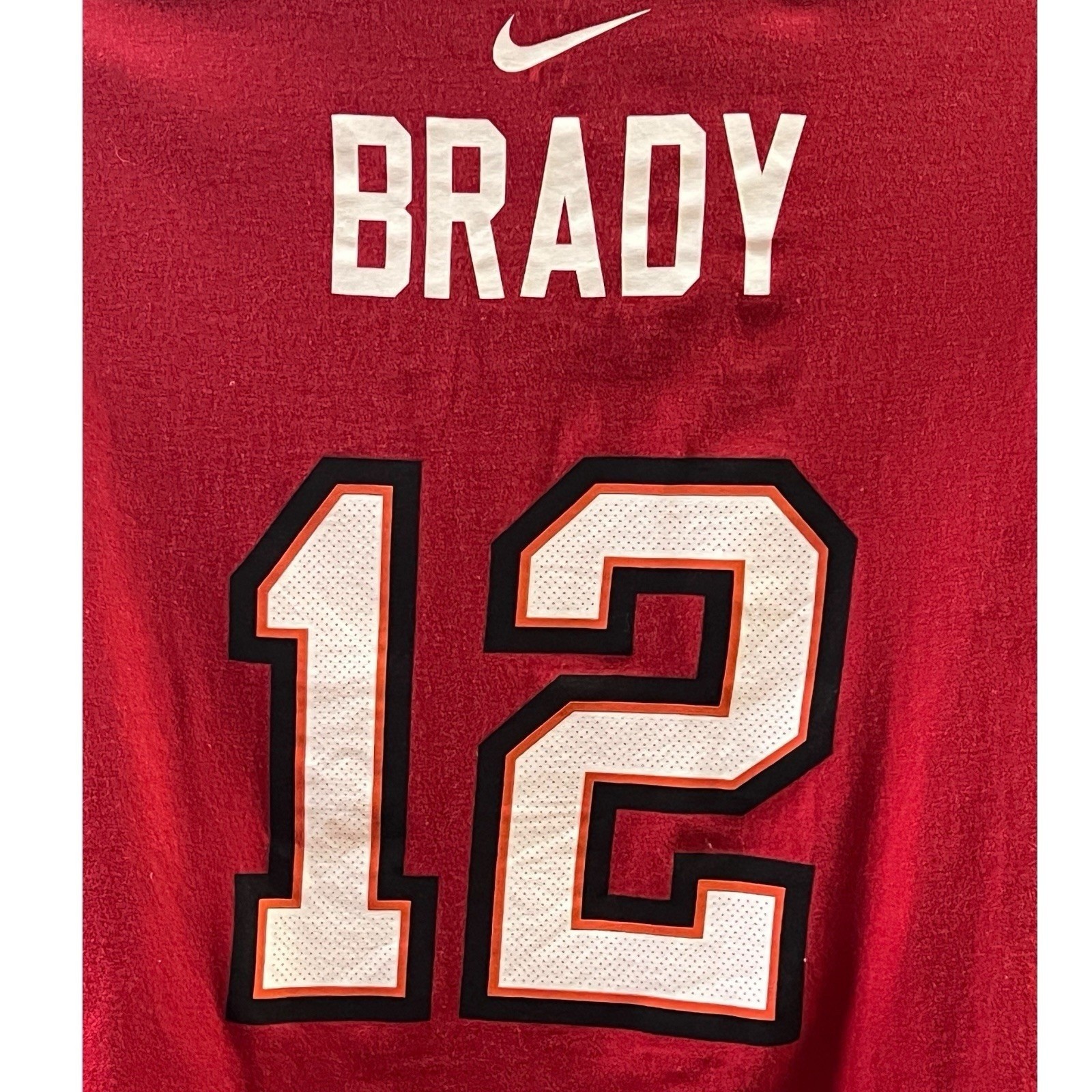 Nike Shirt Size M Red Tom Brady 12 Tampa Bay Buccaneers Sport Fan T-Shirt NFL