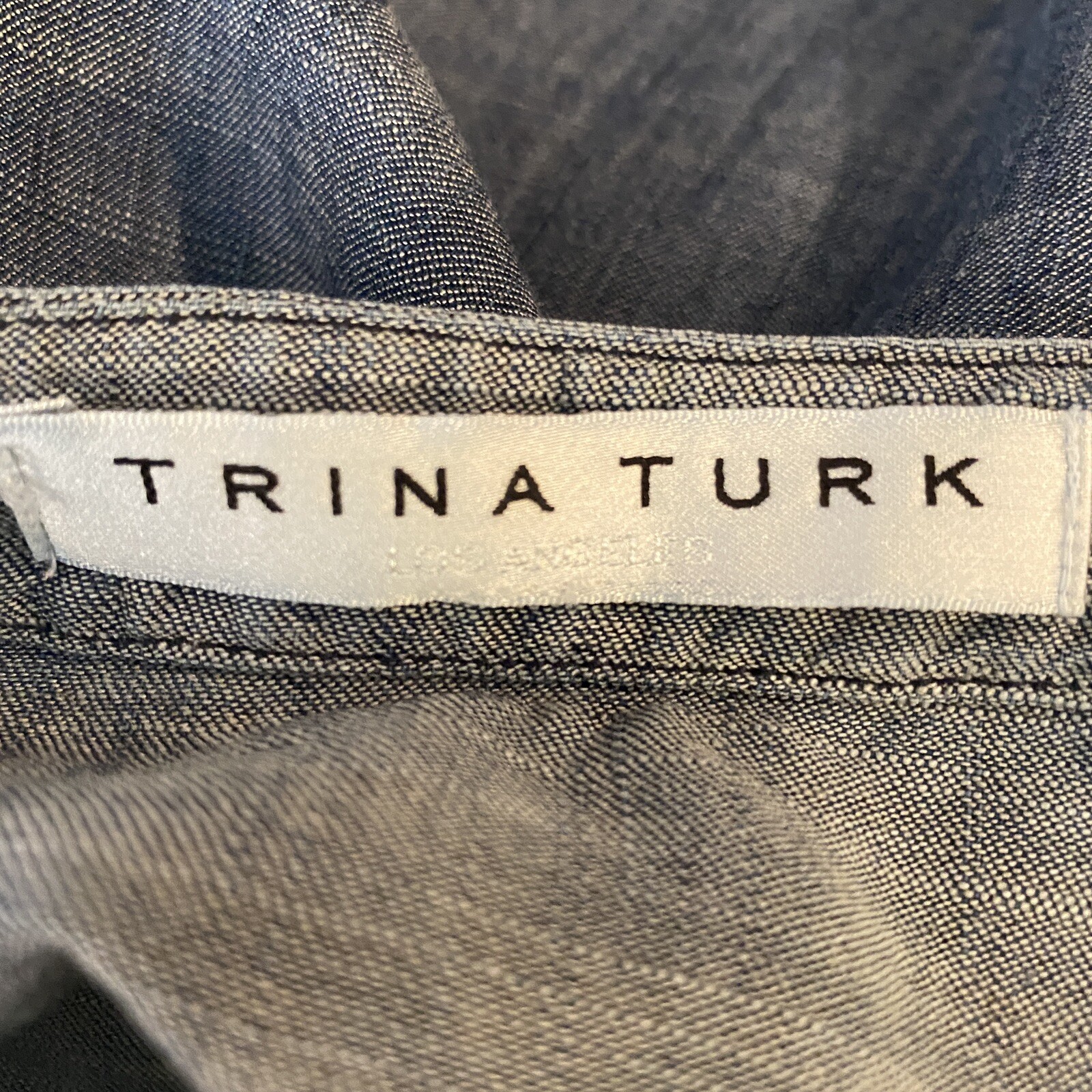 Trina Turk Women’s Linen Blend Blue Denim 3/4″ Zip Long Sleeve Raw Hem Top Sz M
