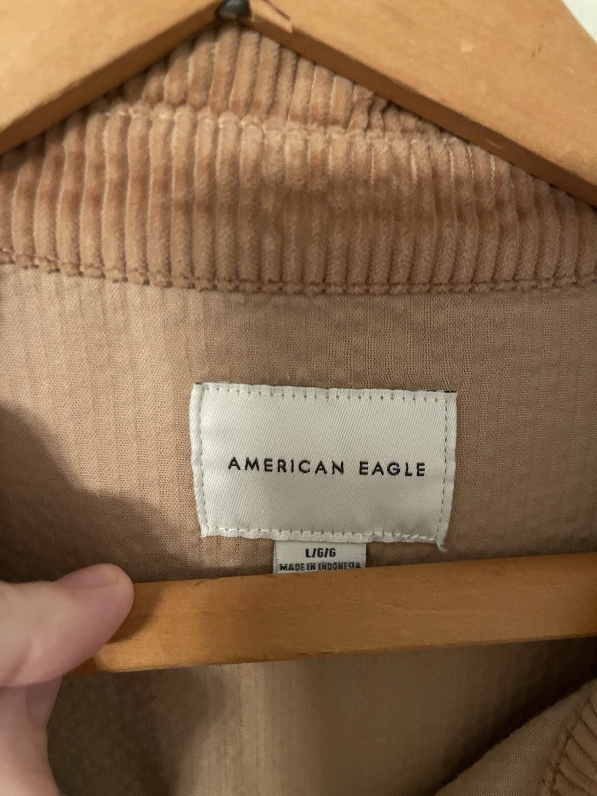 American Eagle Corduroy Cropped Button Up Shirt Jacket Shacket Brown TanLarge L