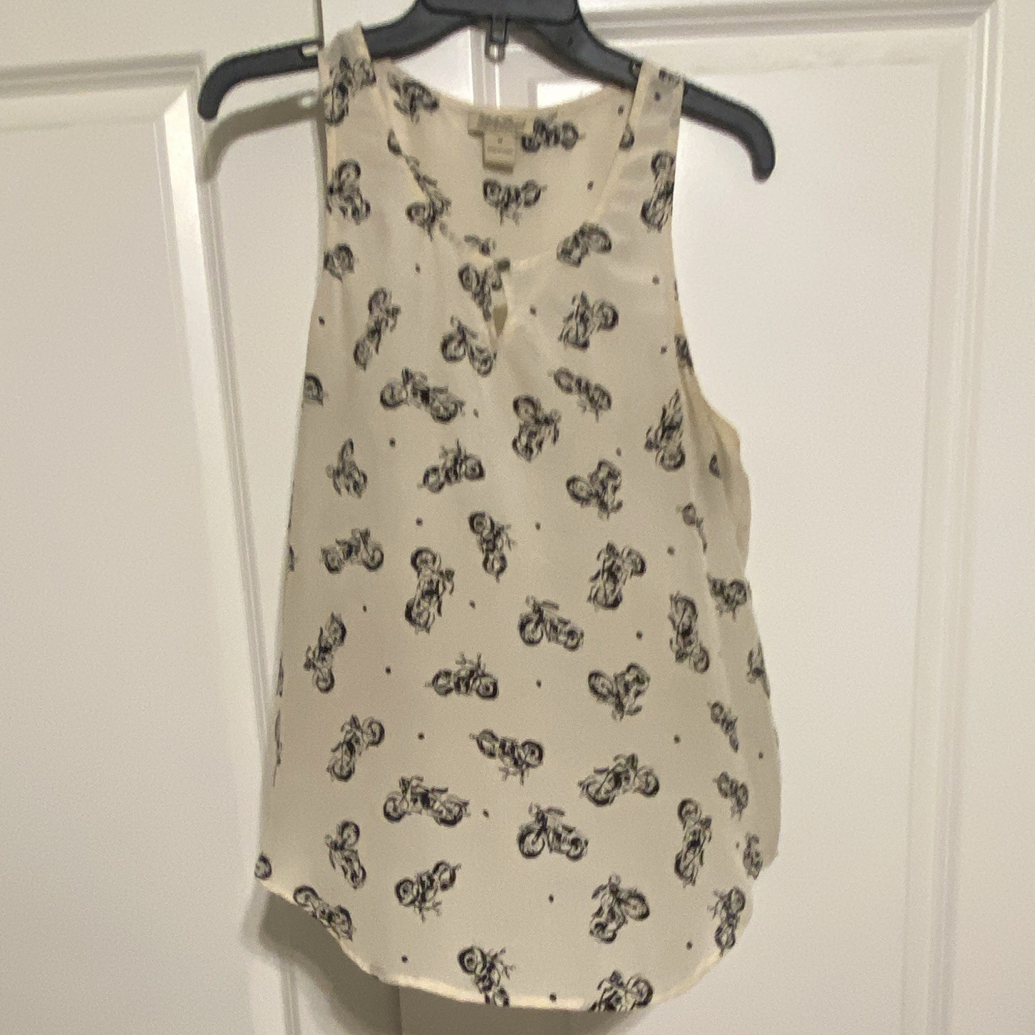 Lucky Brand Women’s M Regular Ivory/Black Motorcycle Graphic Round Neck Tank