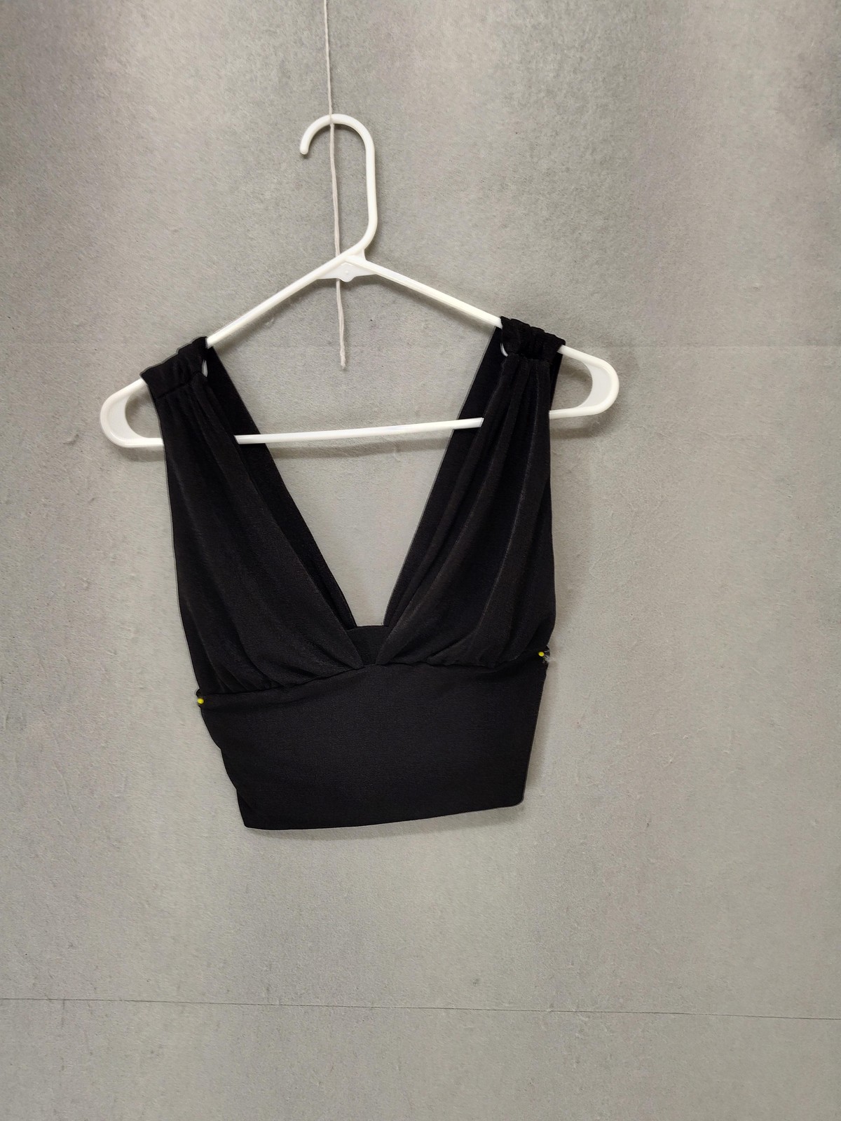 Lyaner Crop Top Womens Small Black Sleeveless Deep V Neck Stretch Clubwear Tank