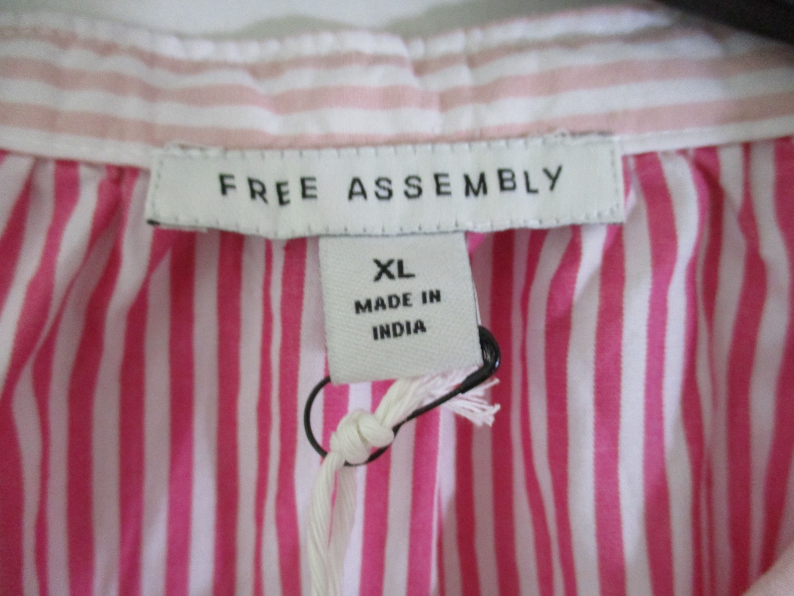 FREE ASSEMBLY~ Pink Striped LONG SLEEVE V NECK BLOUSE SHIRT TOP ~Women’s XL ~NWT