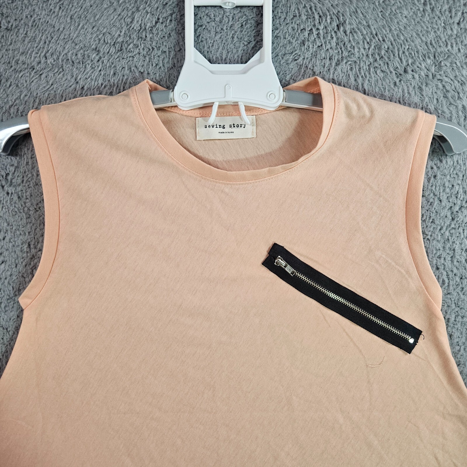 Sewing Story Sleeveless Top Women Small Zip Peach Orange Soft Made in Korea – S