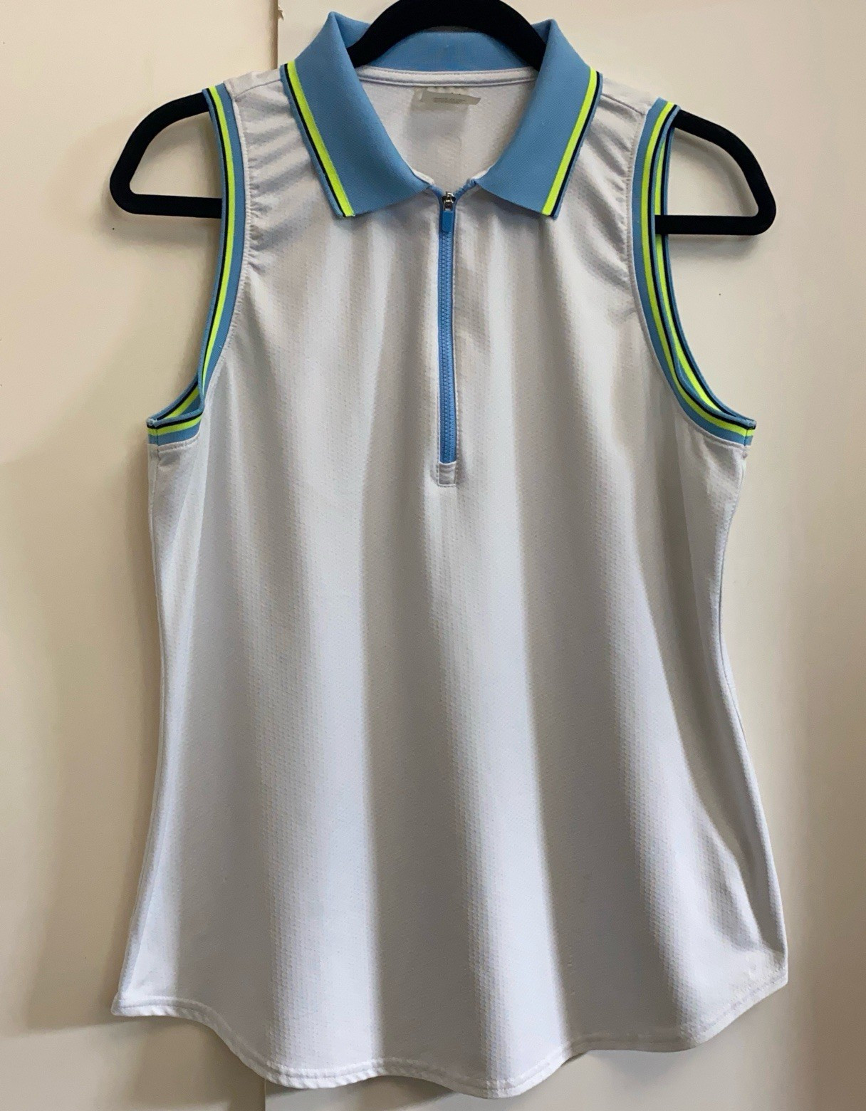 JD Fit Women’s L Sleeveless Half Zip Knit Polo Top White Blue Collar Green Trim