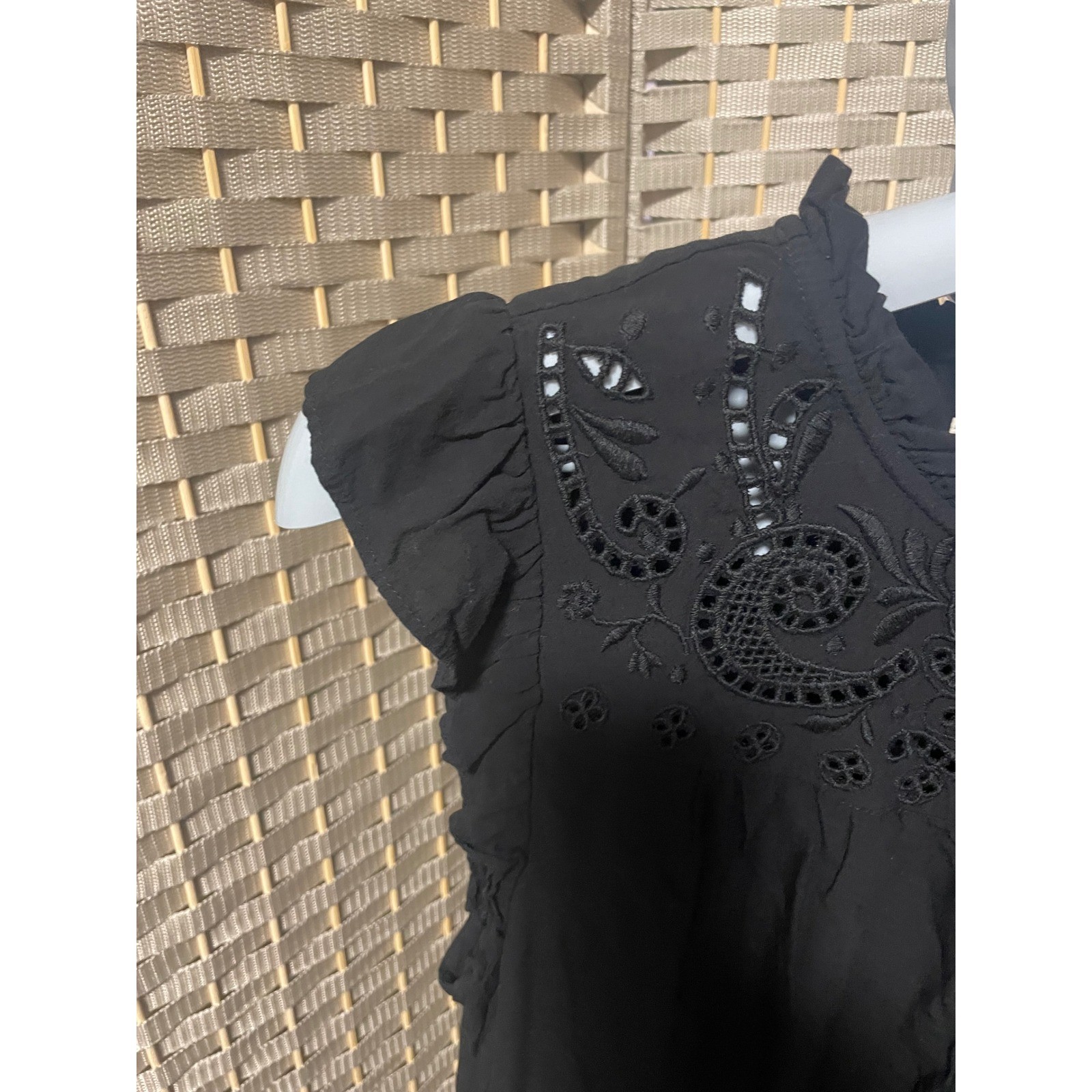 LOFT Black Eyelet Embroidered Ruffle Neck Flutter Sleeve Blouse XL