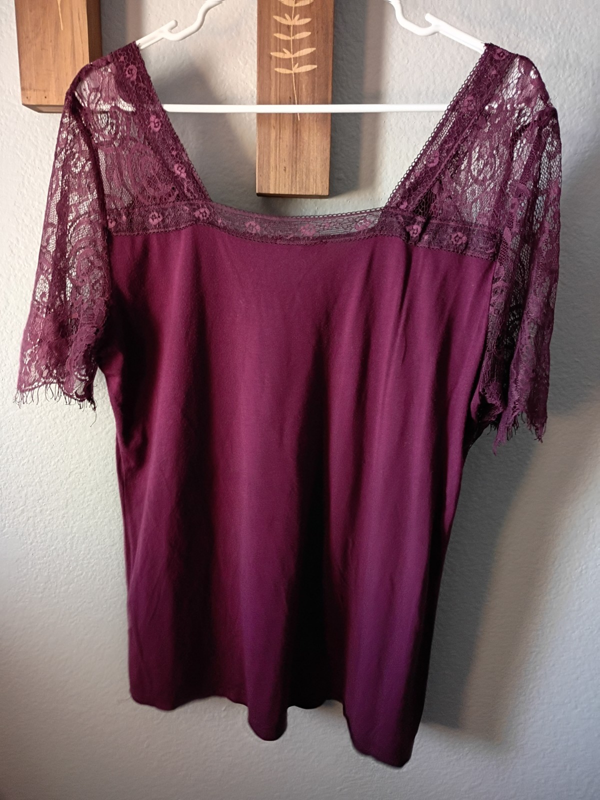 ​La Miel Lace Trim V-Neck Top Soft Grunge Romantic Feminine Size L