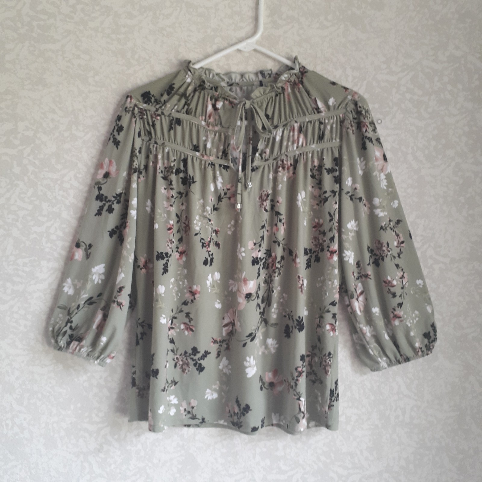 Womens Top Green Floral Stand Up Collar Keyhole Neck 3/4 Sleeve