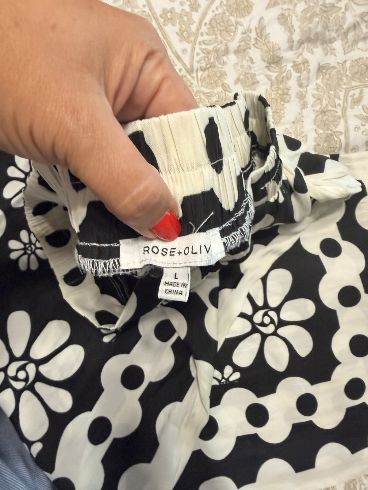 Rose + Olive Black/White Floral Smocked Beaded Strap Square set size L