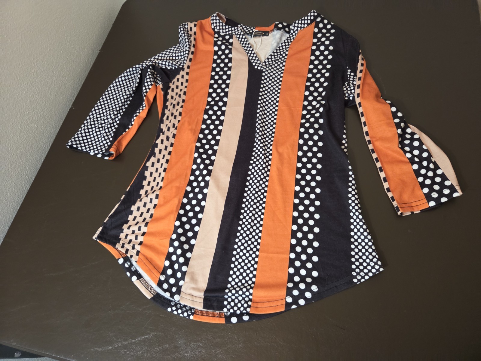 Ofeefan Womens Small Multicolor Blouse Top Shirt New Shelf Wear Fuzz Artsy