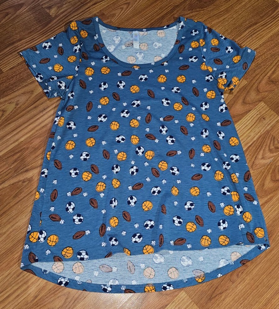 Lularoe Classic T Medium Sports-Soccer Football Baseball Basketball
