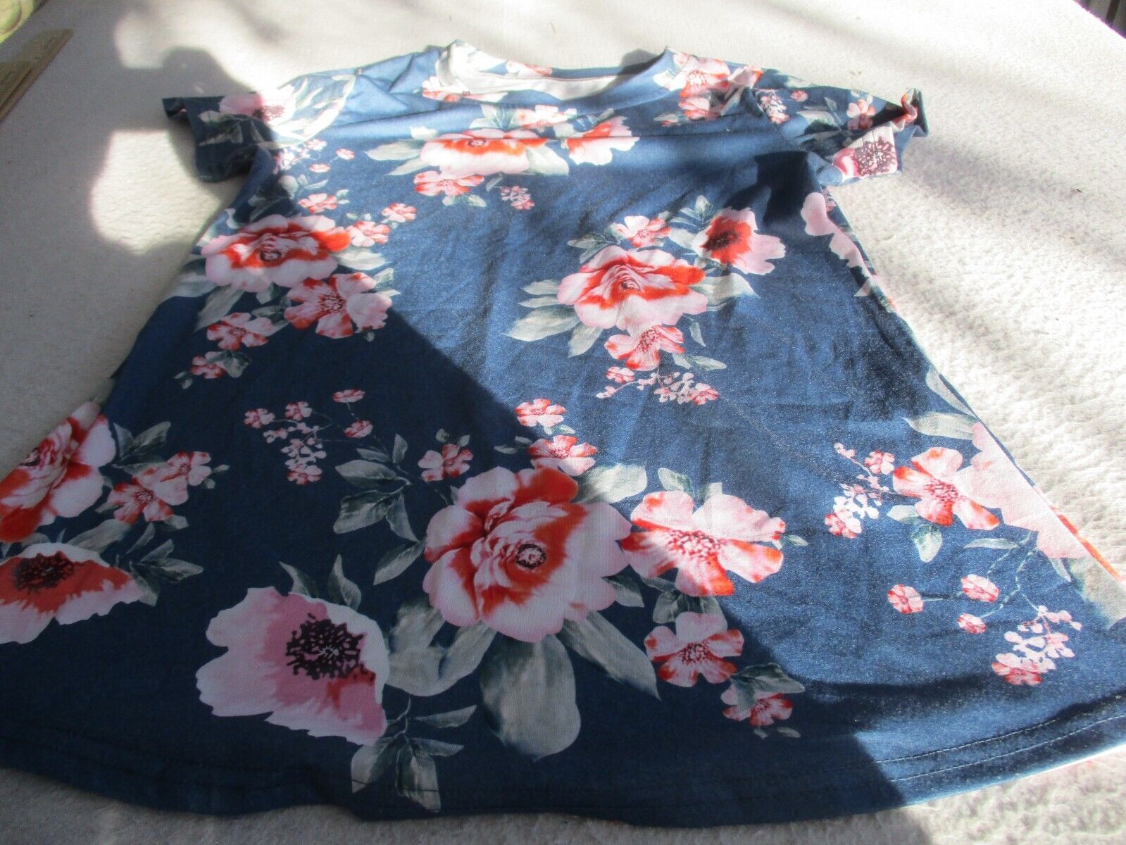 Womens blue floral t shirt