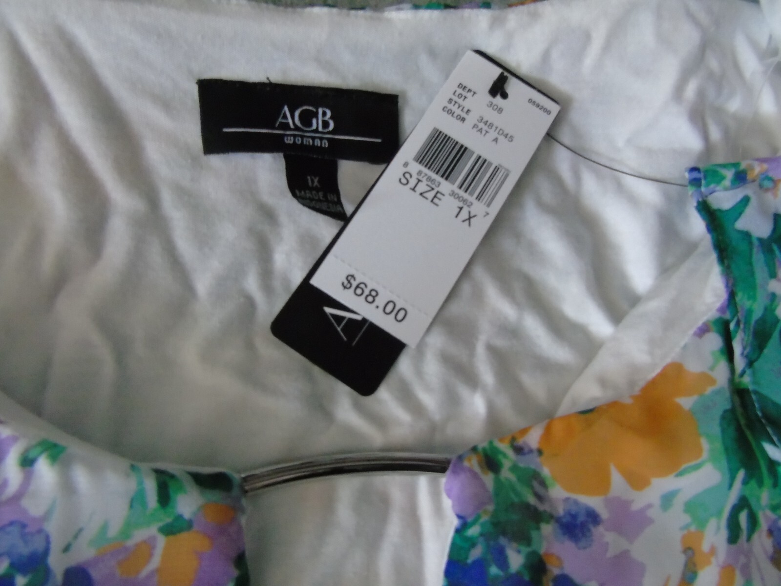 NWT AGB blouse Woman 1X Floral Blouse bat wing sleeve CottageCore BOHO NEW
