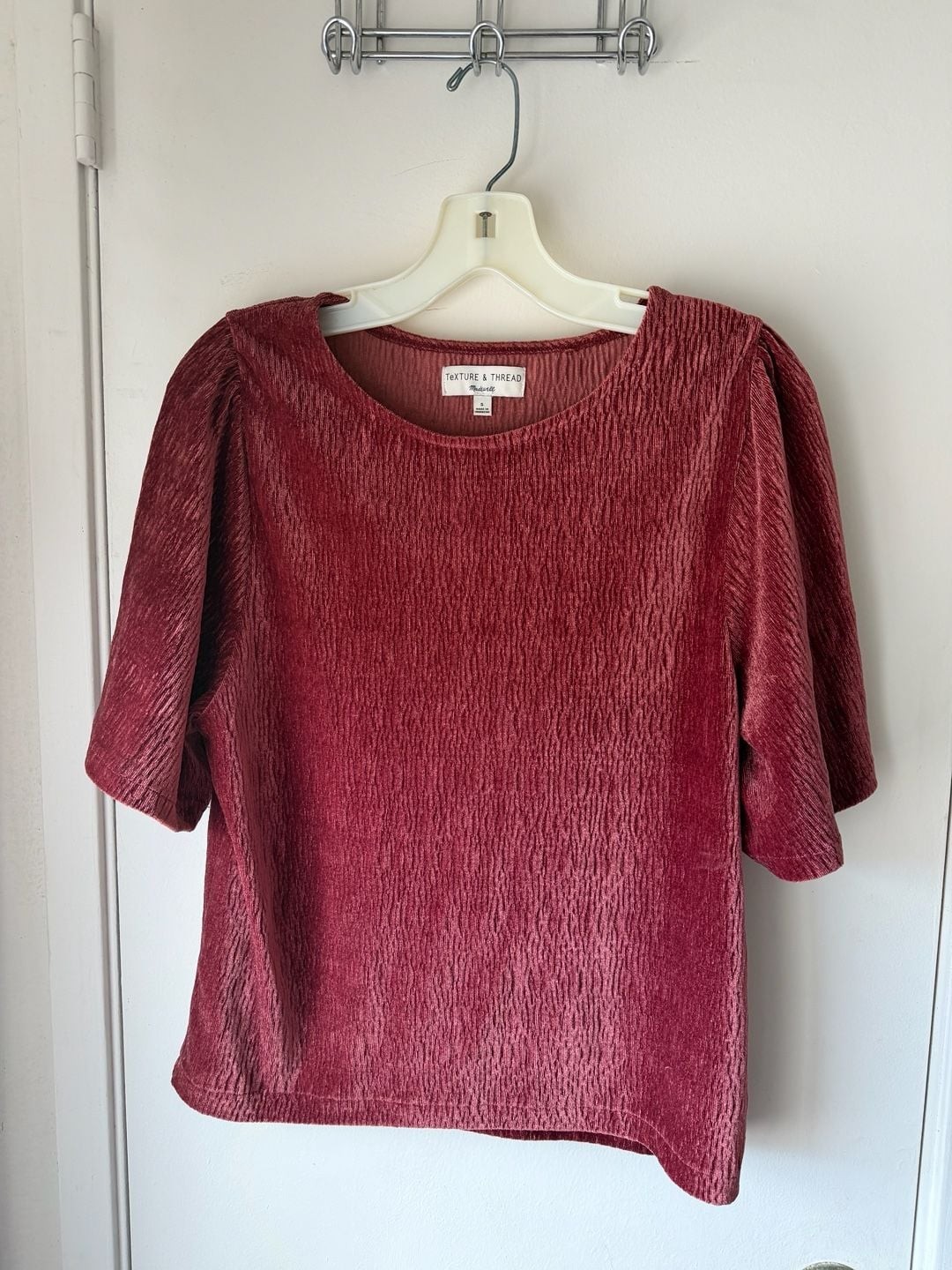 Texture & Thread by Madewell Crinkle Velvet Flutter Sleeve Top