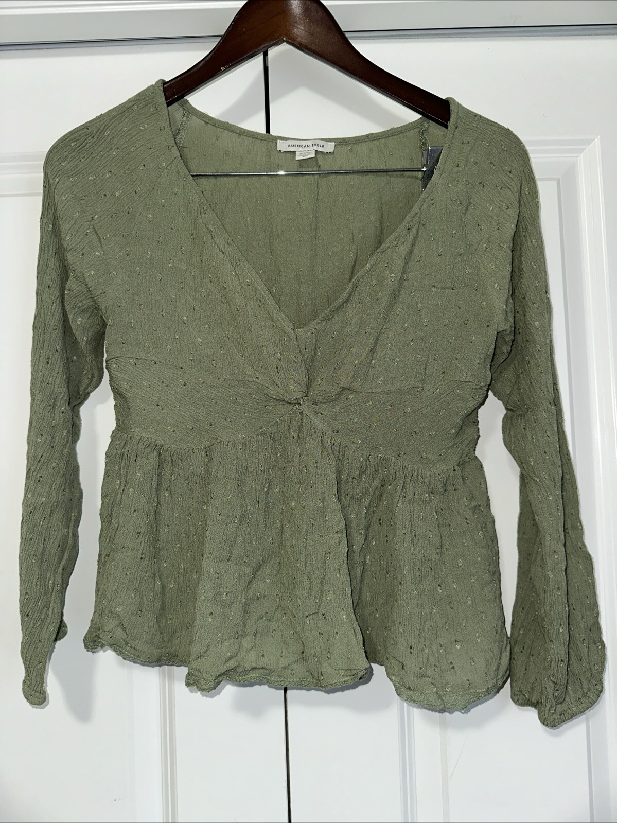 American Eagle Lightweight Loose-Fit Longsleeve Blouse S