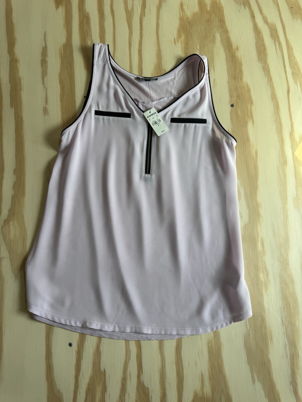 Express Pink Sleeveless V-Neck Blouse Decorative Zipper & Pockets Women’s S New