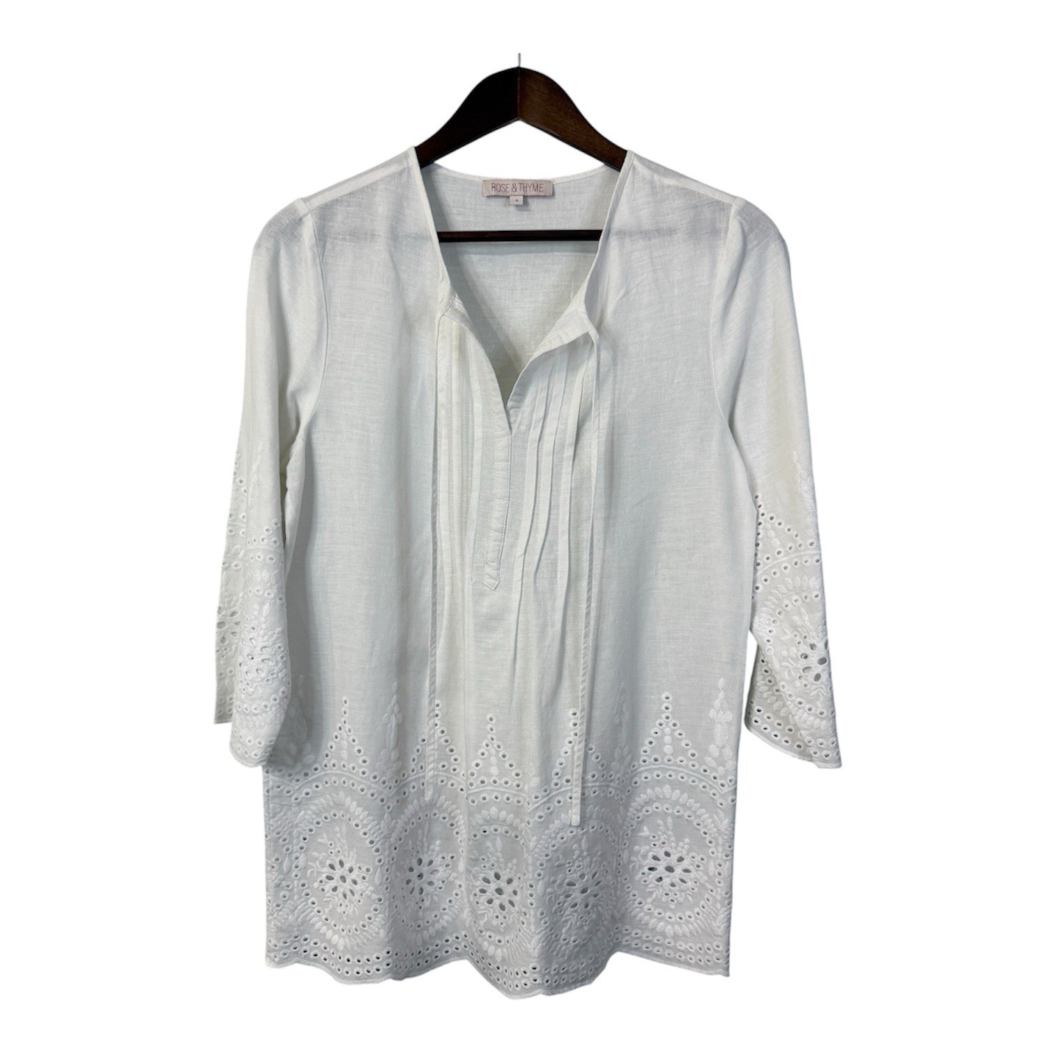 Rose and Thyme linen blend eyelet top women’s small white pleated embroidered