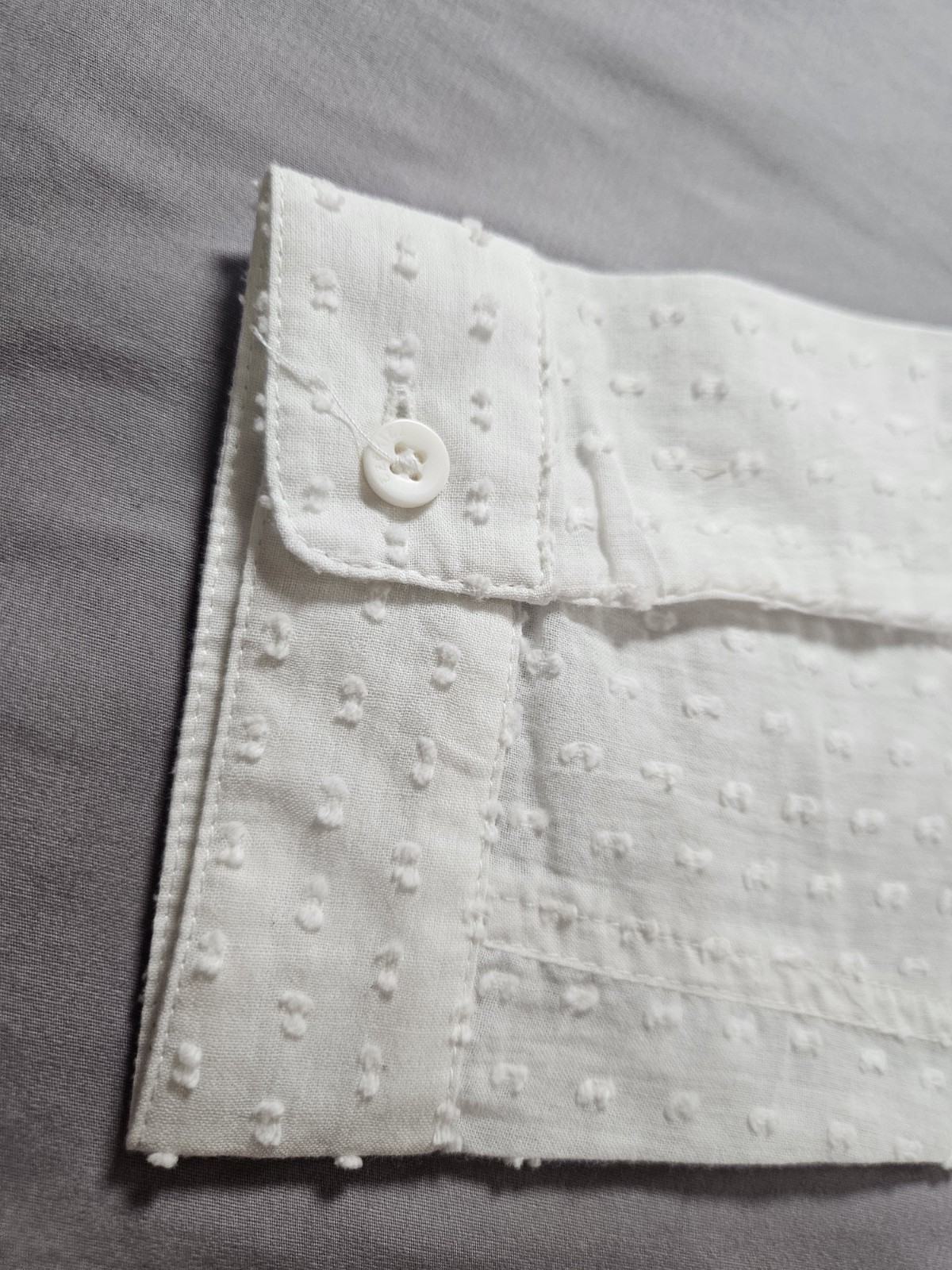 Ocean Land Button Down Women’s Shirt Medium Cold Shoulder/cut Out Sleeve Design
