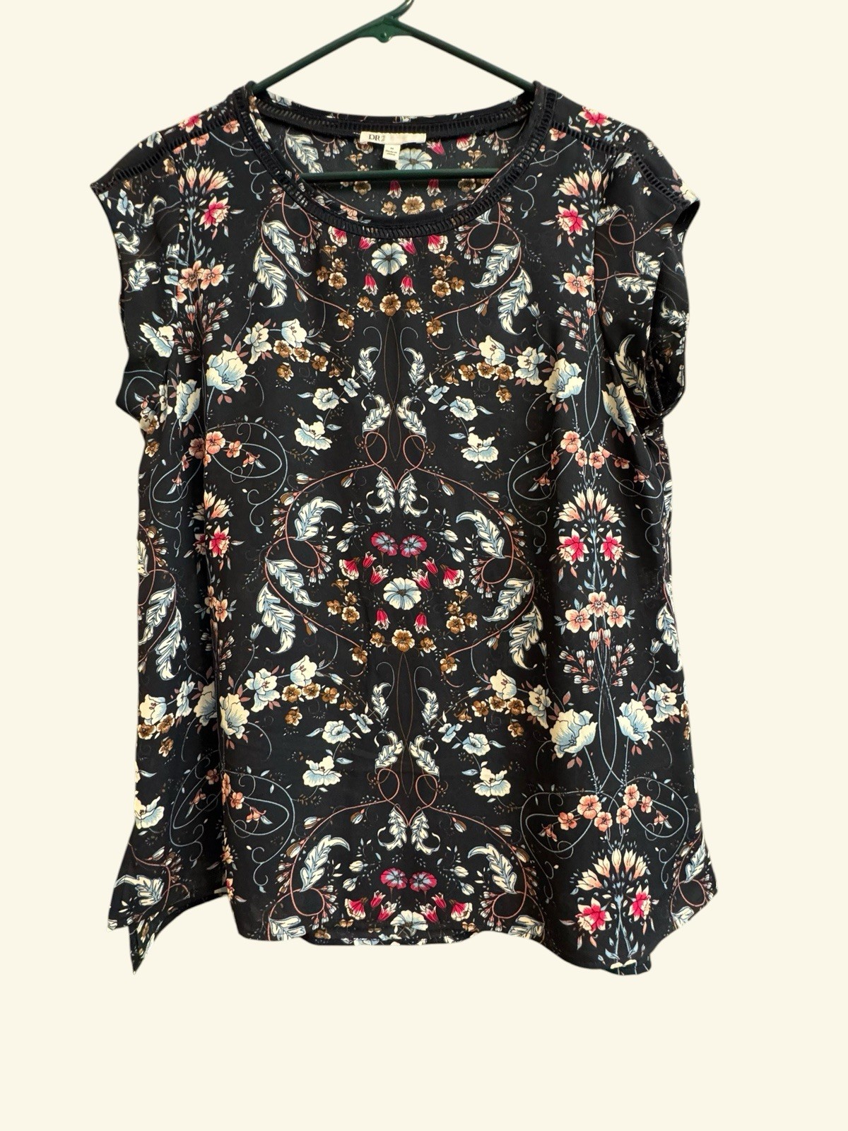 DR2 Floral Blouse – Women’s Medium