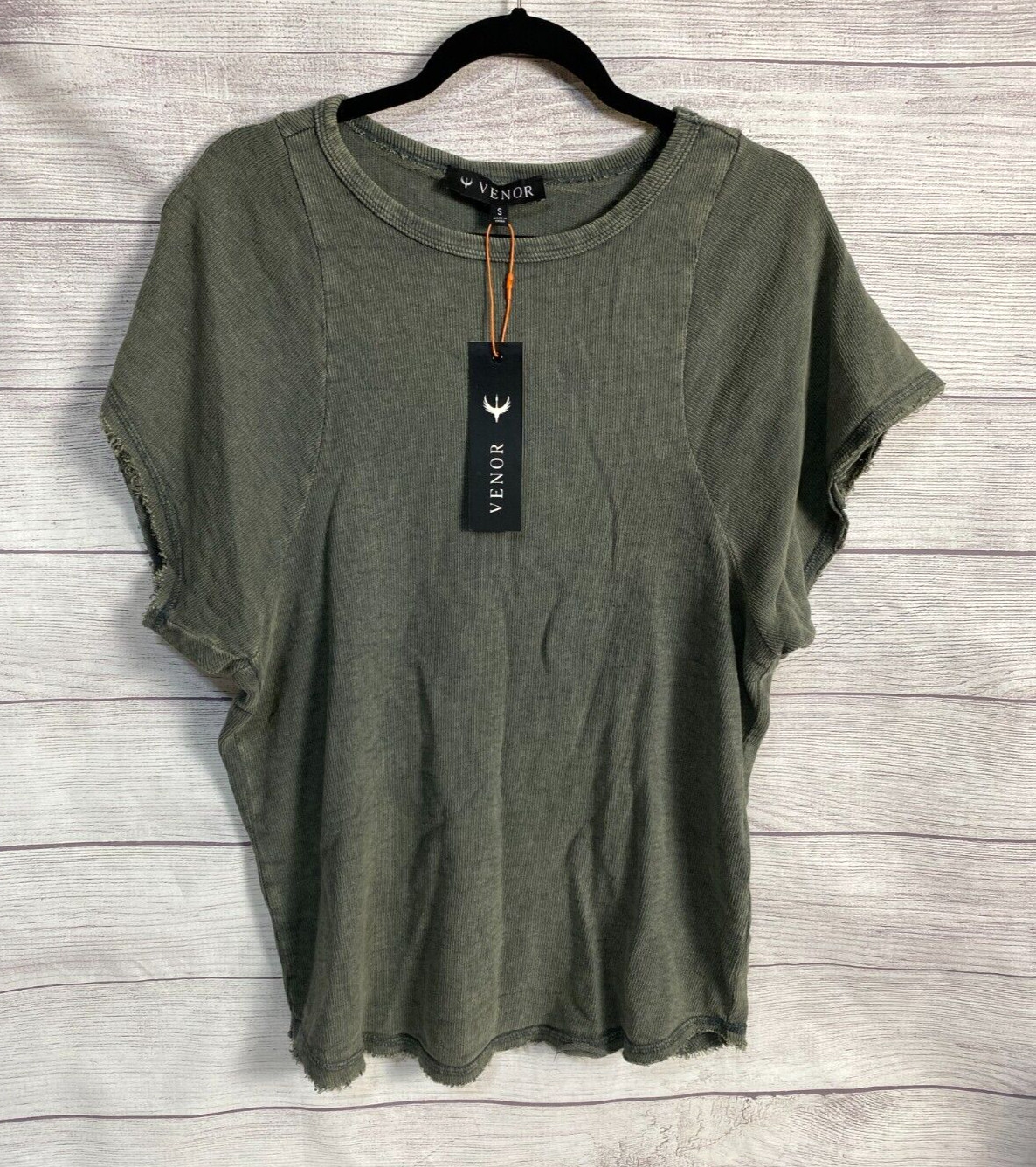 Venor Women’s Size Small True To The Hunt Loose Fit Baggy Sleeve Shirt