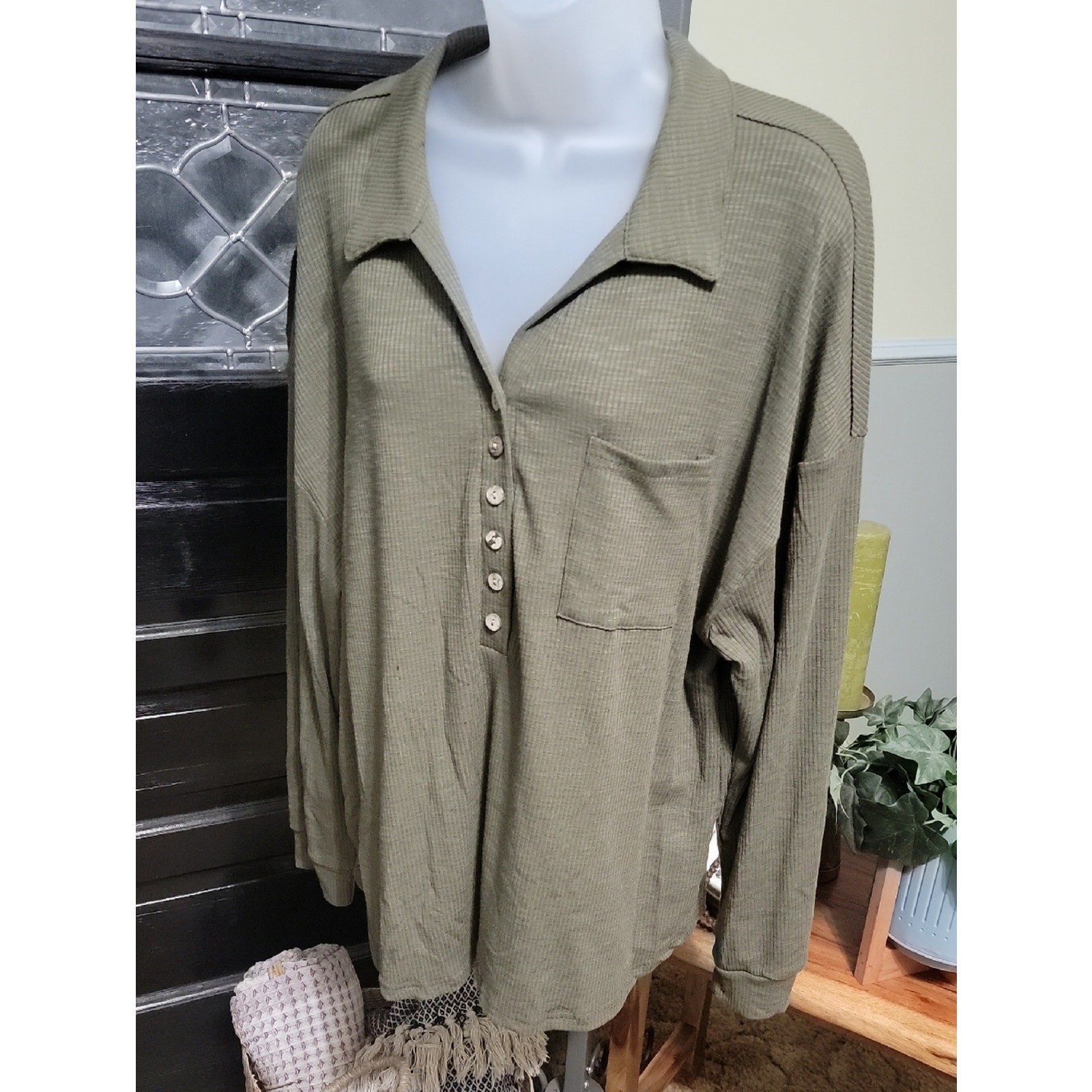 Miss Sparkling Olive Green Ribbed Knit Henley Pocket Buttons aWomen Size XL