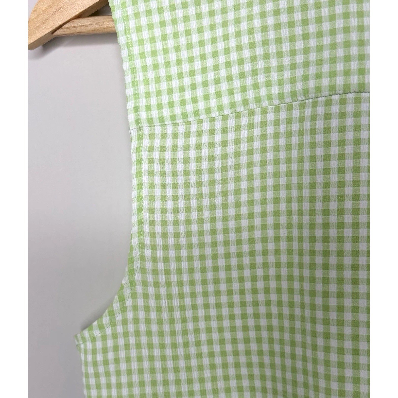 Sleeveless Shirt Small Lime White Plaid Tank Picnic Travel Comfort Beachy