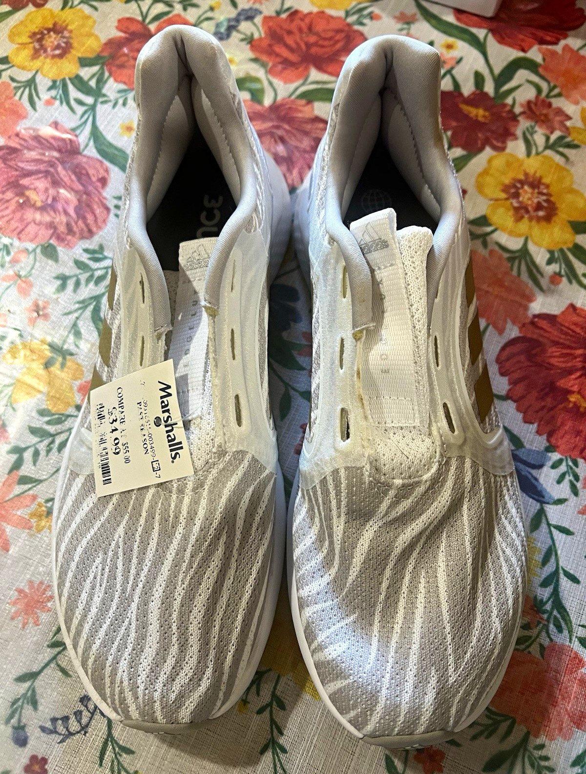 adidas Men’s Slip-On Low Top Athletic Sneakers White Gold Gray Striped