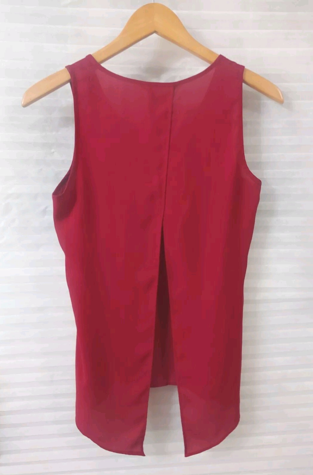 Express Top Womens XS Maroon Sleeveless Pullover Split Back Round Neck Tunic