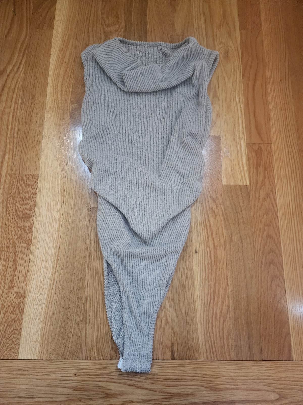 New YOZY Largr Ribbed Bodysuit Women