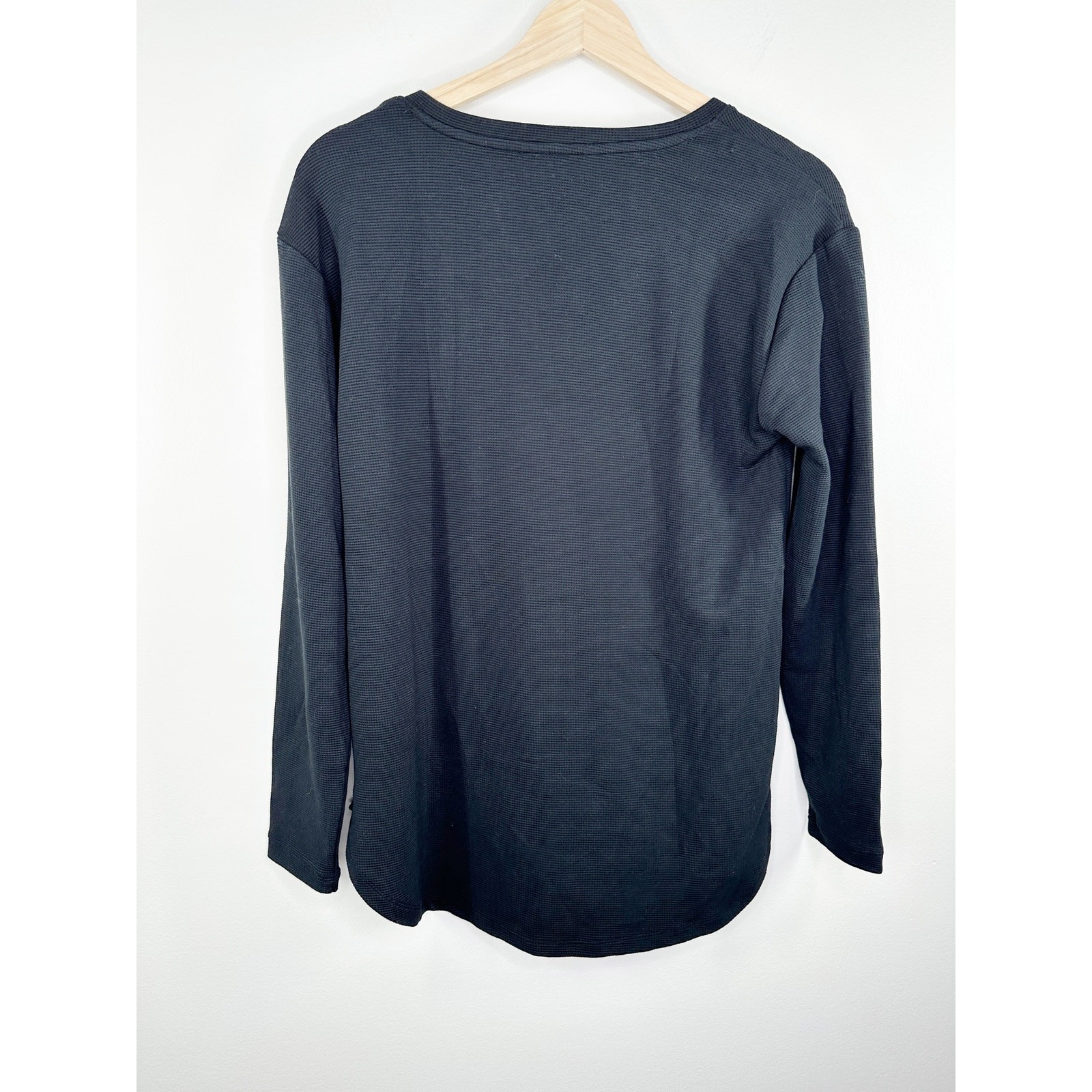 Joe Fresh Black Thermal Long Sleeve V-Neck Shirt Womens XS NWT Basic Casual
