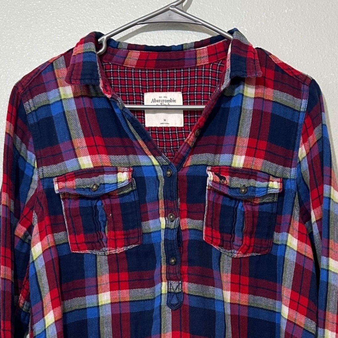 Abercrombie & Fitch Womens Plaid Flannel Shirt Red Blue Yellow Henley Medium