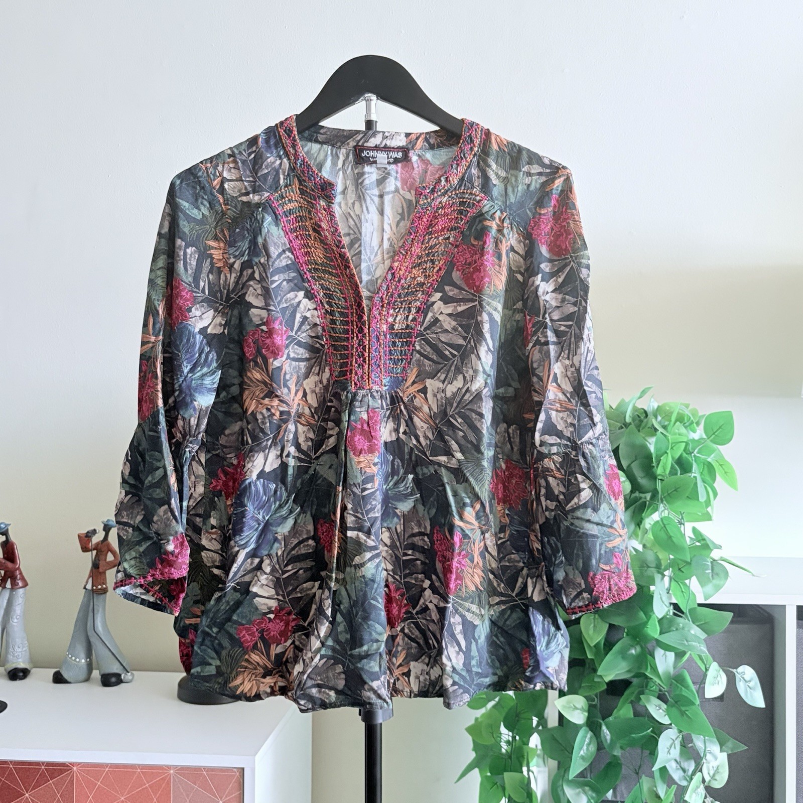 Johnny Was Workshop Multicolor Floral Embroidered V-Neck 3/4 Woven Tunic S