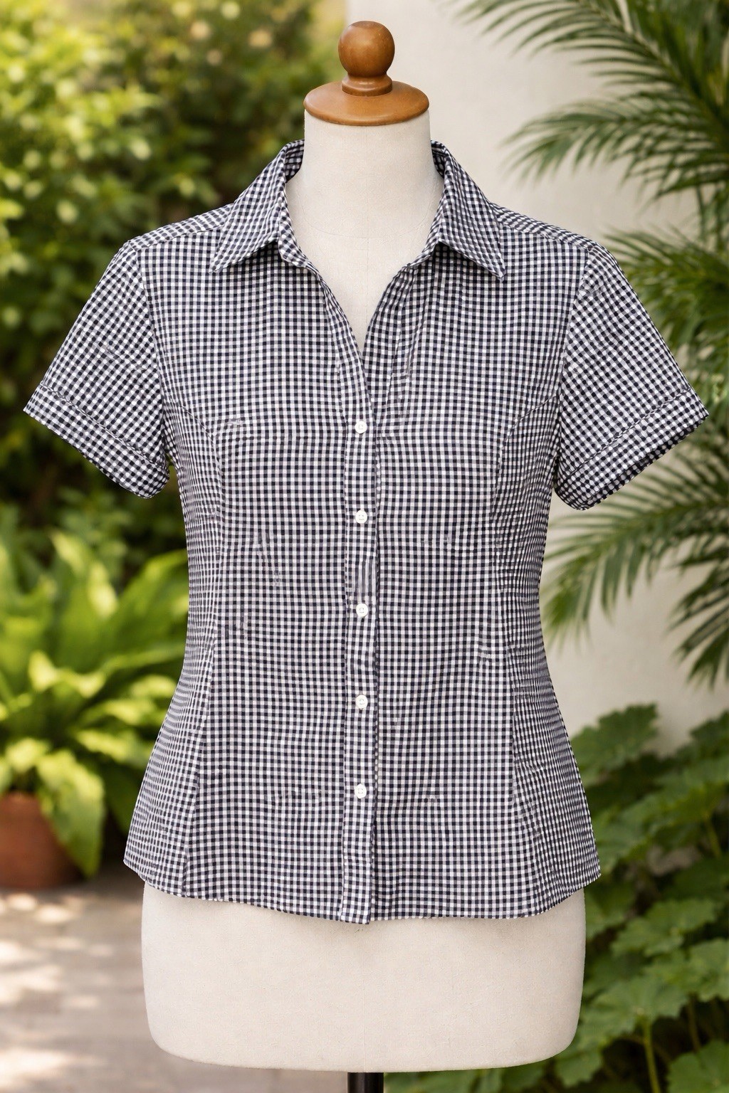 Lee Riders women’s Large Black/White Gingham Button up EASY CARE S/S SHIRT EUC