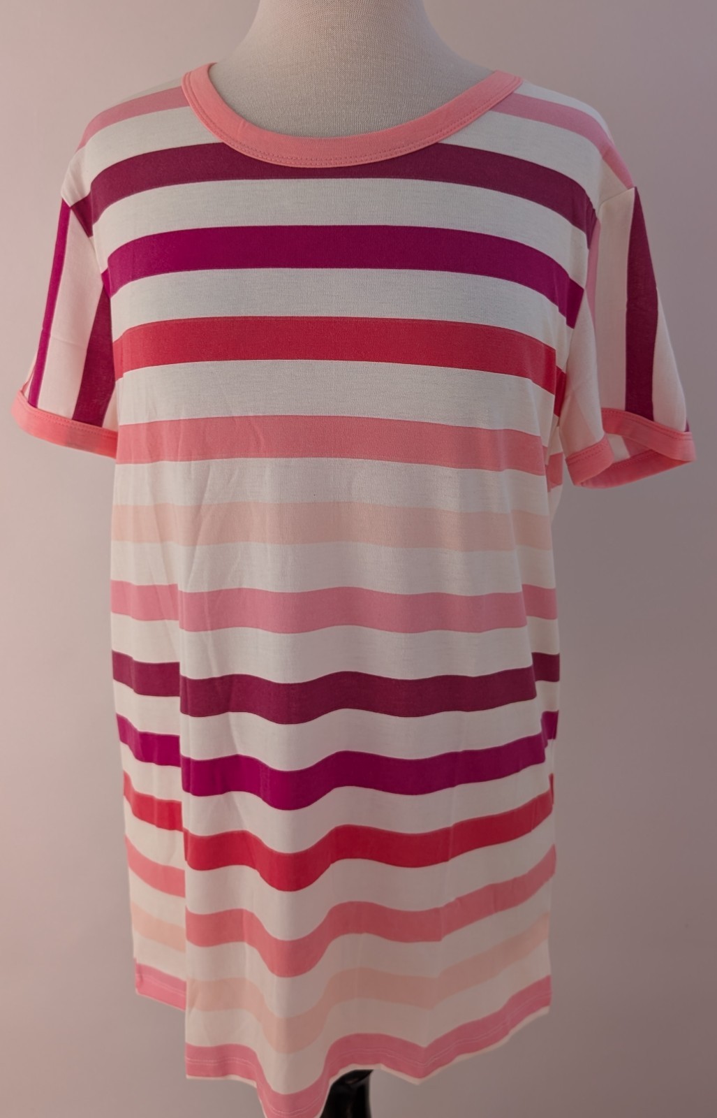 LuLaRoe Large Liv Tee Pink Purple Stripes NWT 13