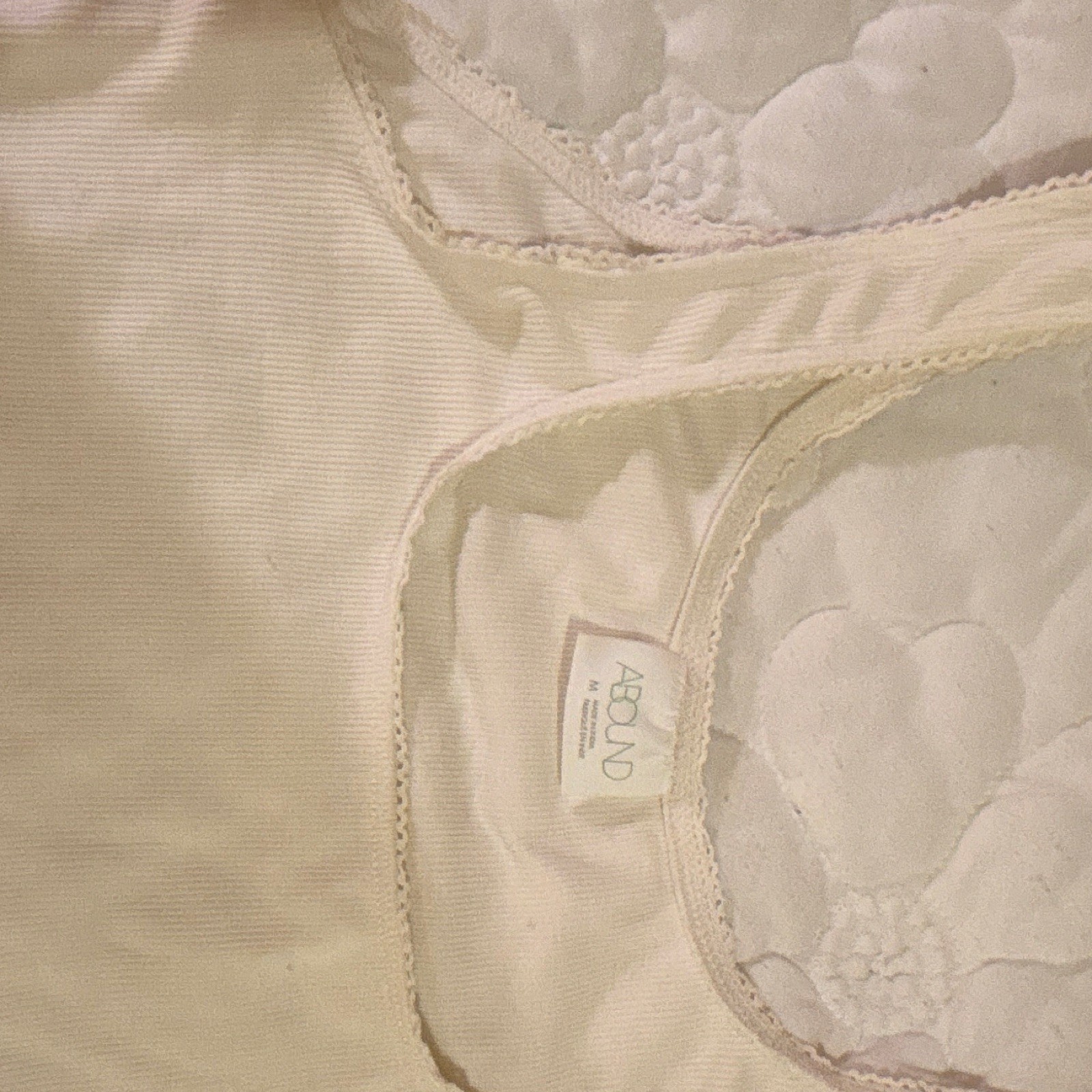 ABOUND Women’s Ivory Lace Trim Scoop Neck Sleeveless Tank Top M