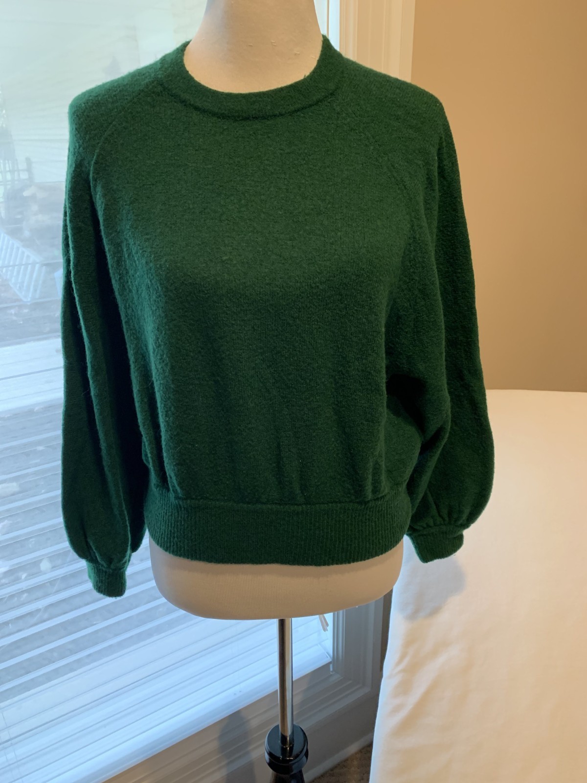 J crew sweater green puffy sleeve keyhole soft small s nylon wool blend knit