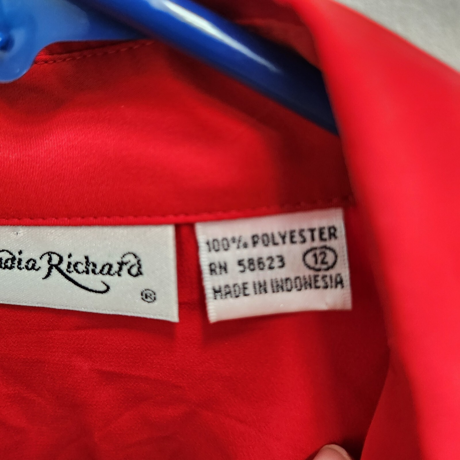 Vintage Claudia Richard Red Blouse Top Womens Size 12 Embroidered Long Sleeve