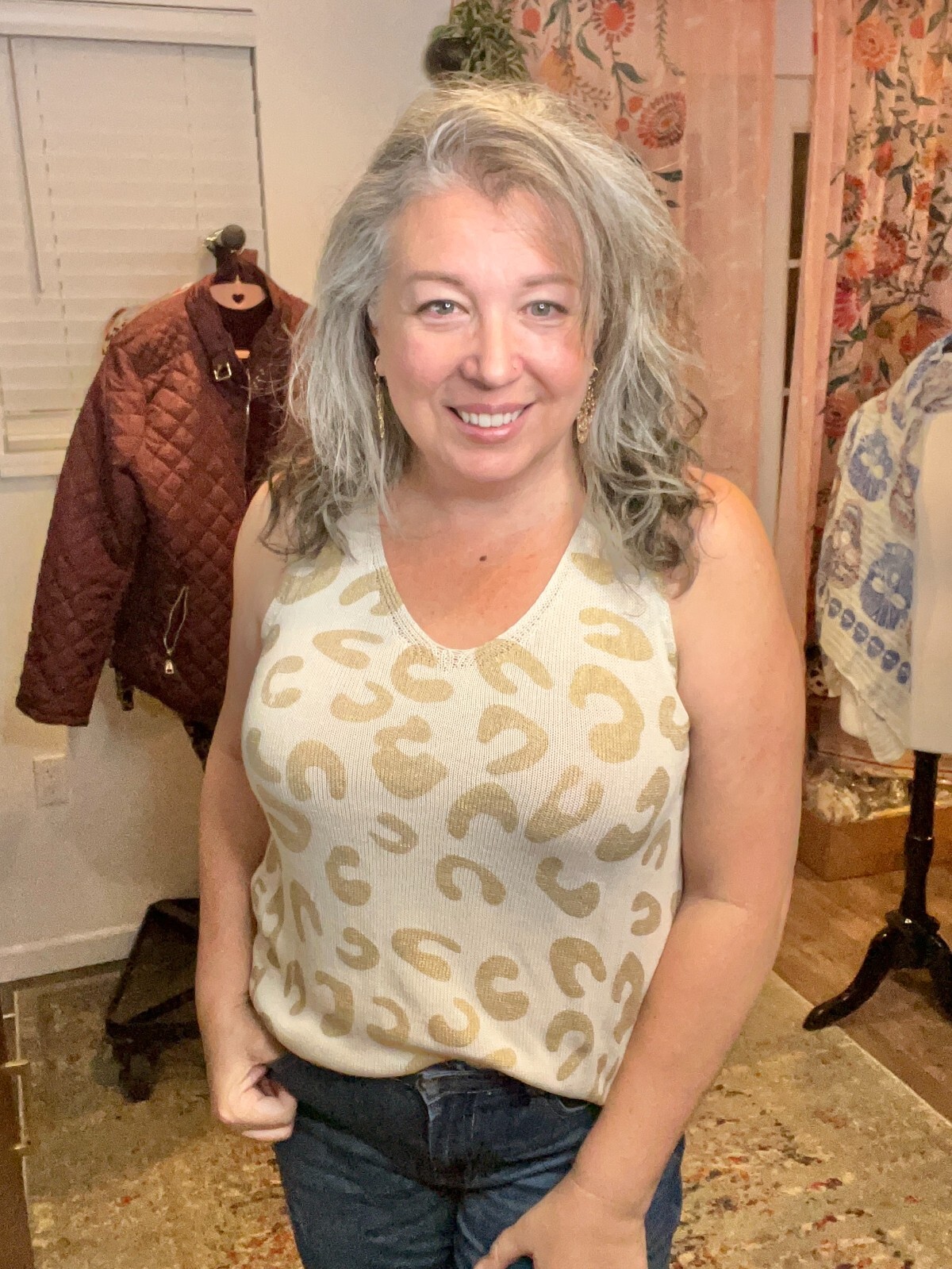NWT Gold Metallic Leopard Print sleeveless V Neck Knit Tank Top S M L XL 2X 3X