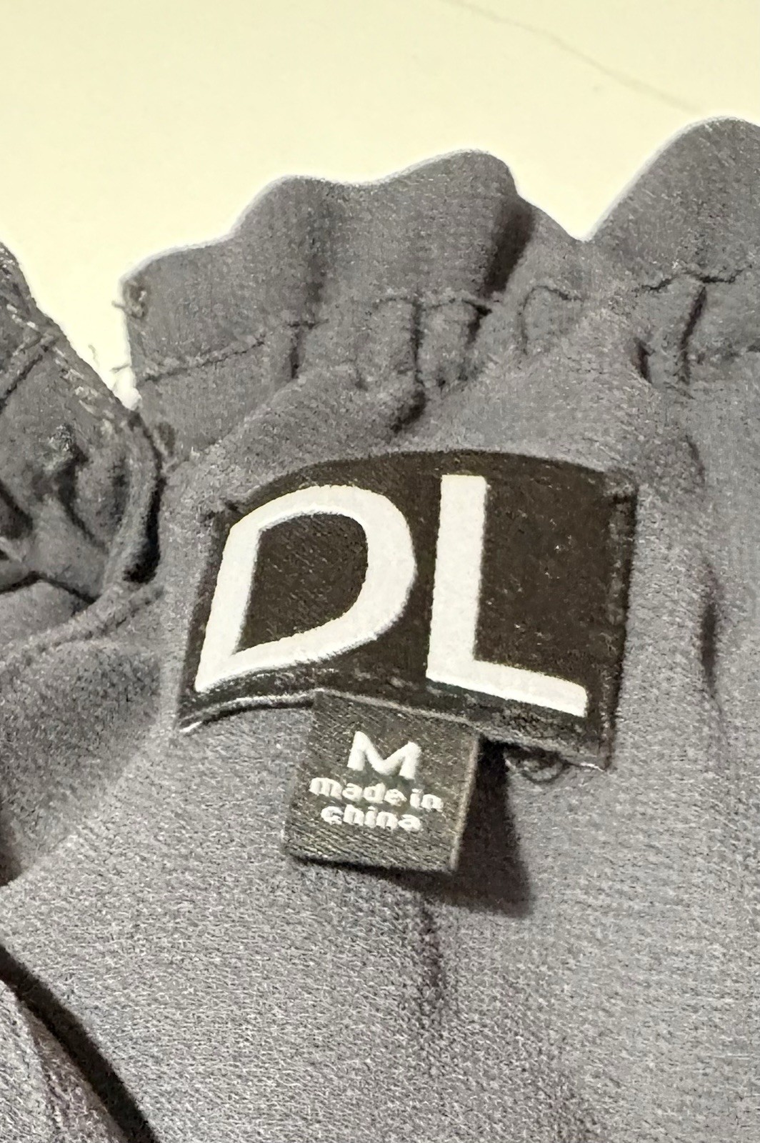 DL Sz Medium Charcoal Gray Ruched Lined A Line Silky Chiffon Tank Top Flowy