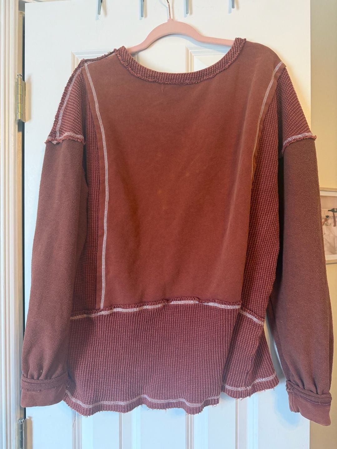 BKE Women’s Patchwork Waffle Knit Long Sleeve V-Neck Top with Chest Pocket