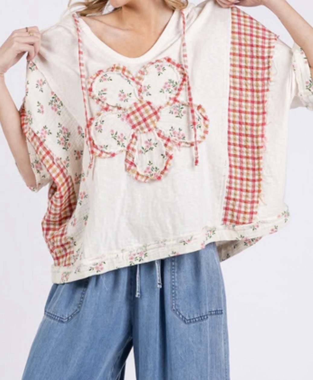 Sage+Fig Mix n Match Hooded Top with Daisy Patch Front in Cream