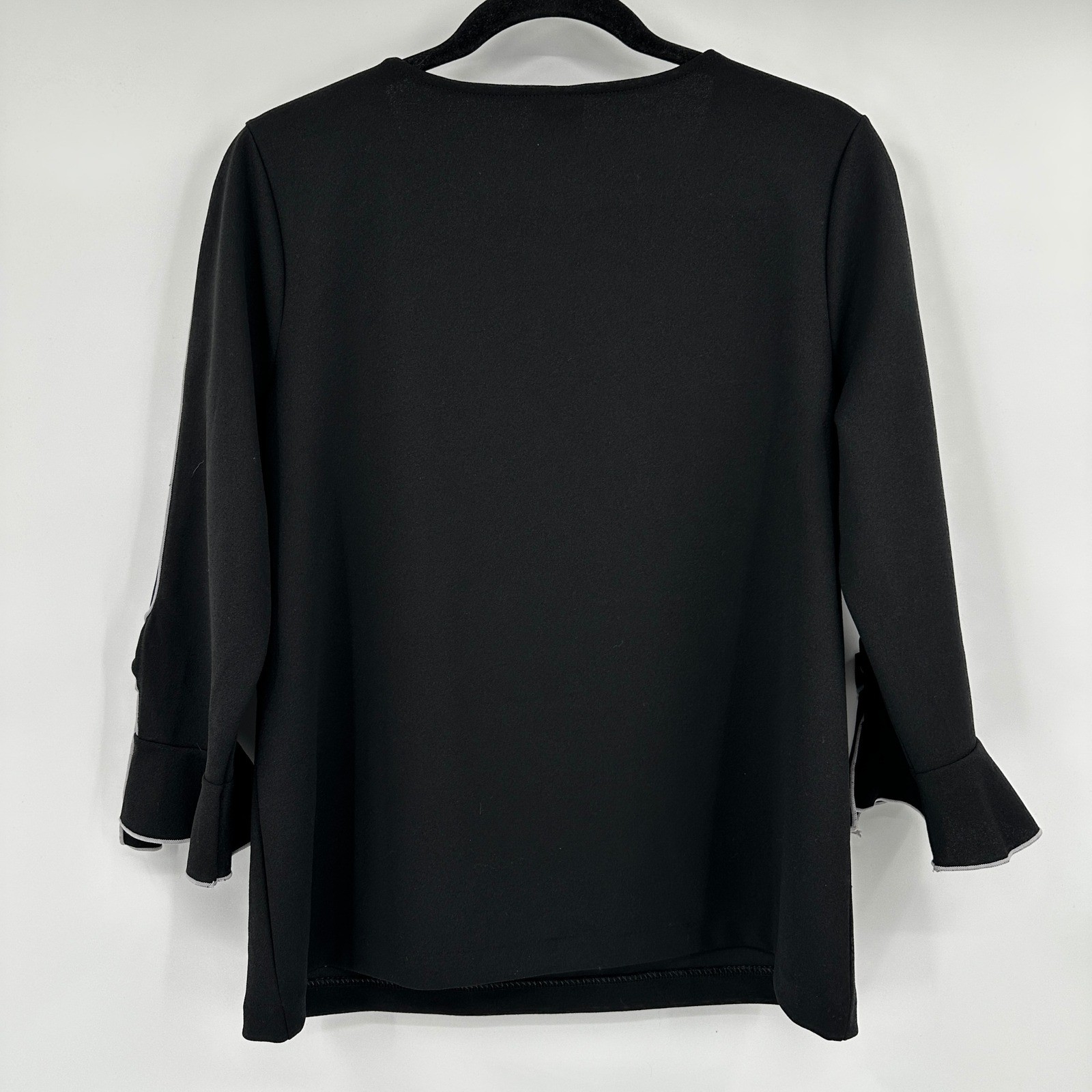 Chicos Black 3/4 Sleeve Ruffle Tie Cuff Blouse Contrast Piping Medium Office