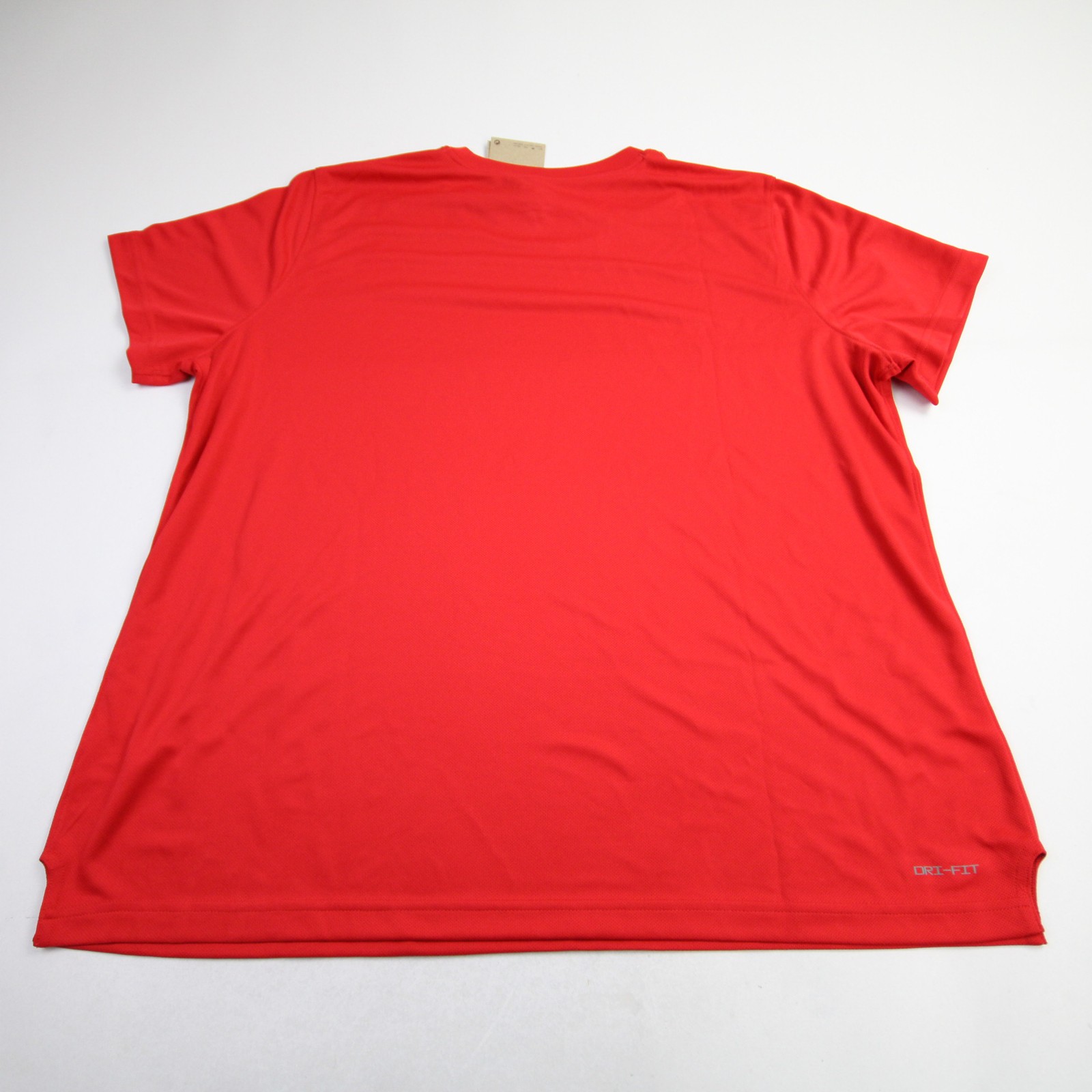 Nike Short Sleeve Shirt Women’s Red New with Tags Multiple Sizes
