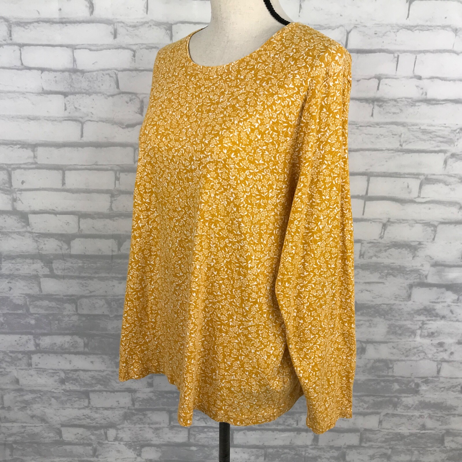 Croft & Barrow Classic Top Tee Shirt 1X Yellow/Gold Floral Long Sleeve Cotton