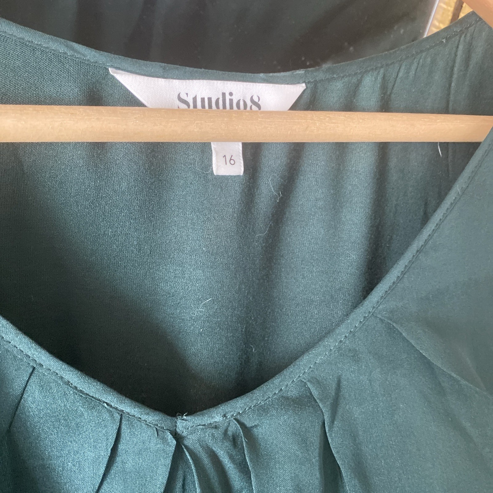 New Studio 8 Women’s Top UK 16 Green Silk with Viscose, Elastane Basic