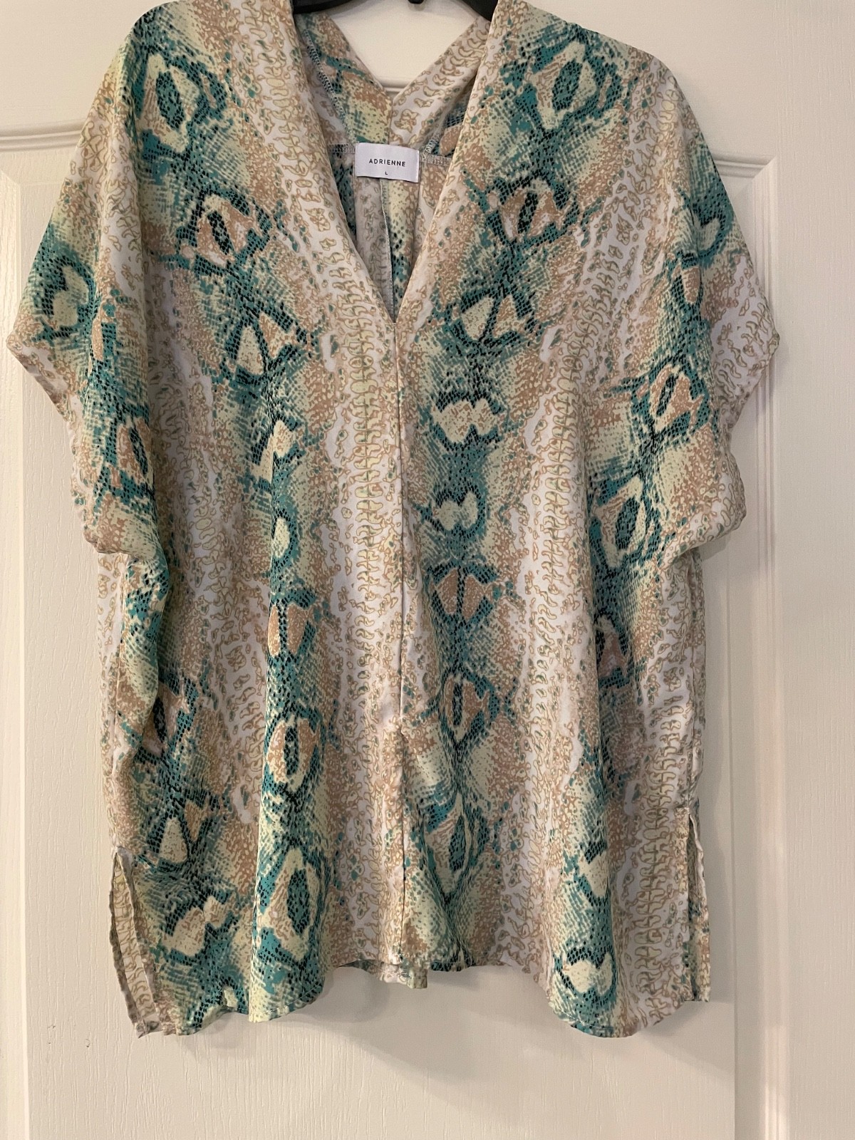 Adrienne Women’s Large Snake Skin Shirt